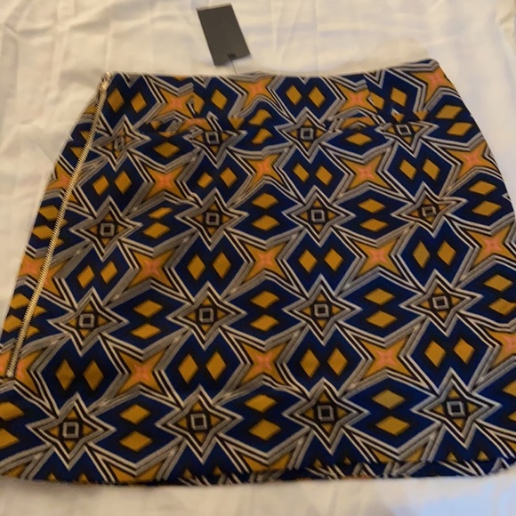 I Madeline Mini Skirt. - Picture 4 of 11